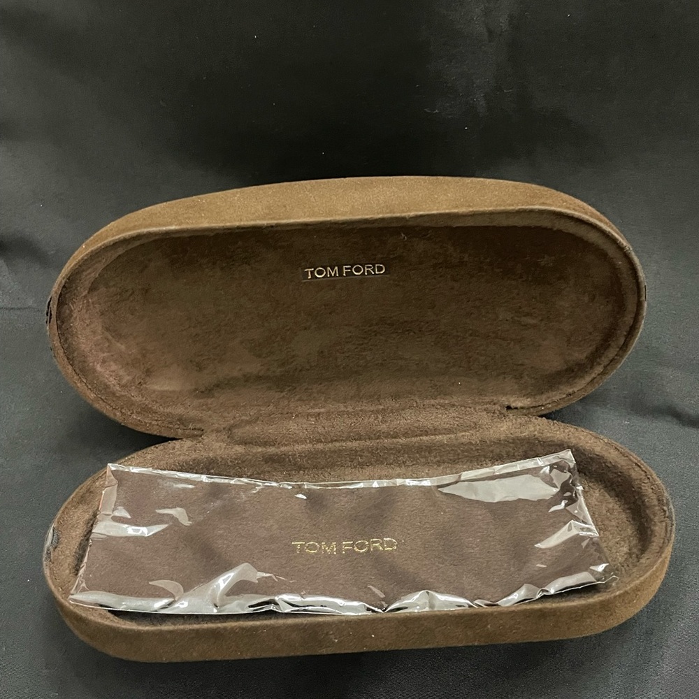 Tom Ford Polarized Sunglasses, TR001026 - Picture 6 of 16